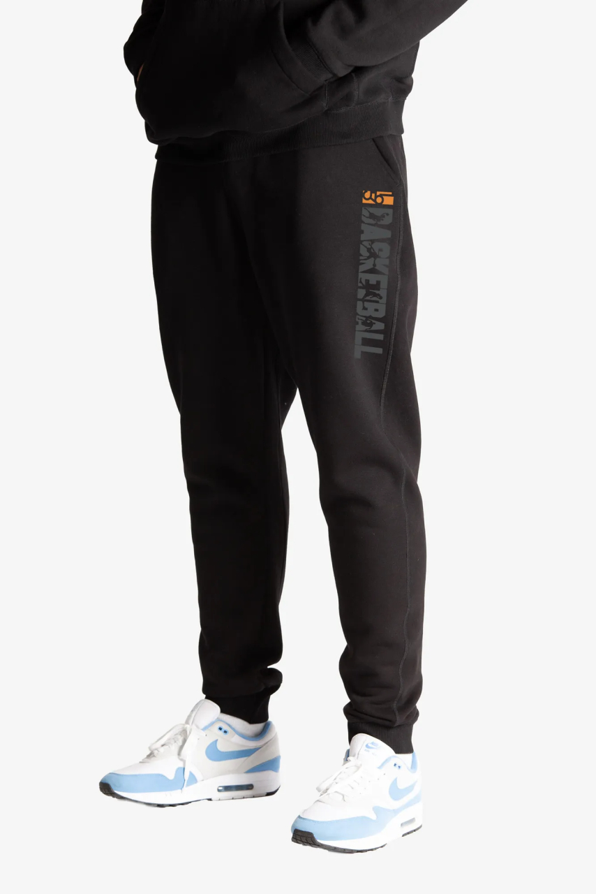 Lange Sweatpants in schwarz fuer extra lange Menschen